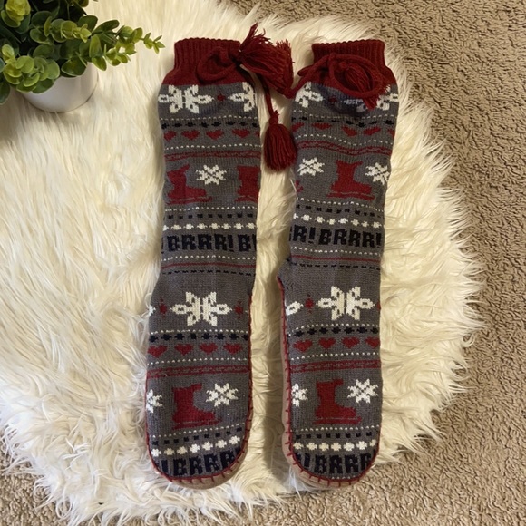 ✨3/$25✨ Muk Luk Style Slipper Boots - Picture 1 of 8